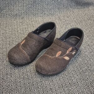 Dansko Brown Felt Clogs with Leaf Embroidery